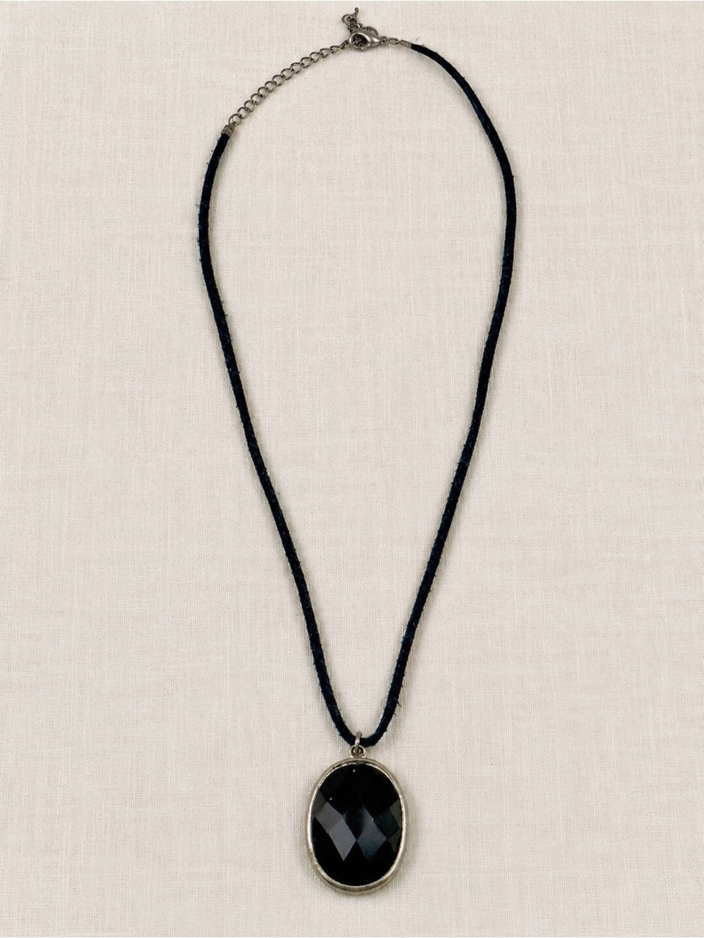 Black Faceted Oval Stone Pendant Necklace Gothic Dark Academia Boho